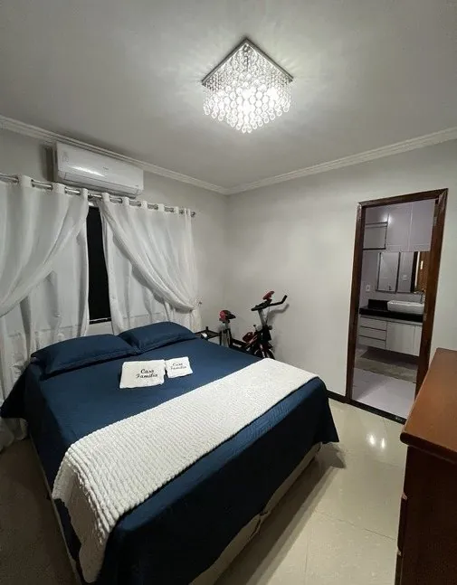 Suíte com cama de casal